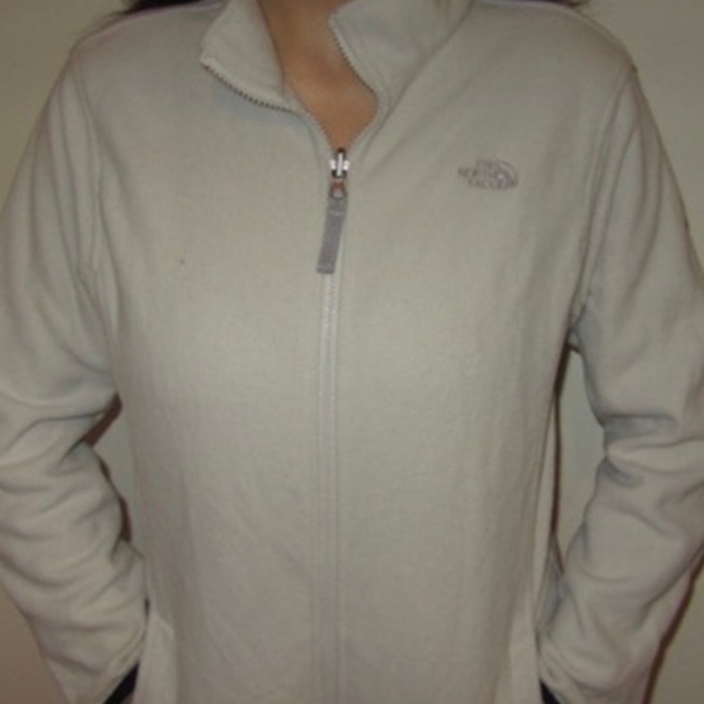 Fleece - Picture 3 of 3